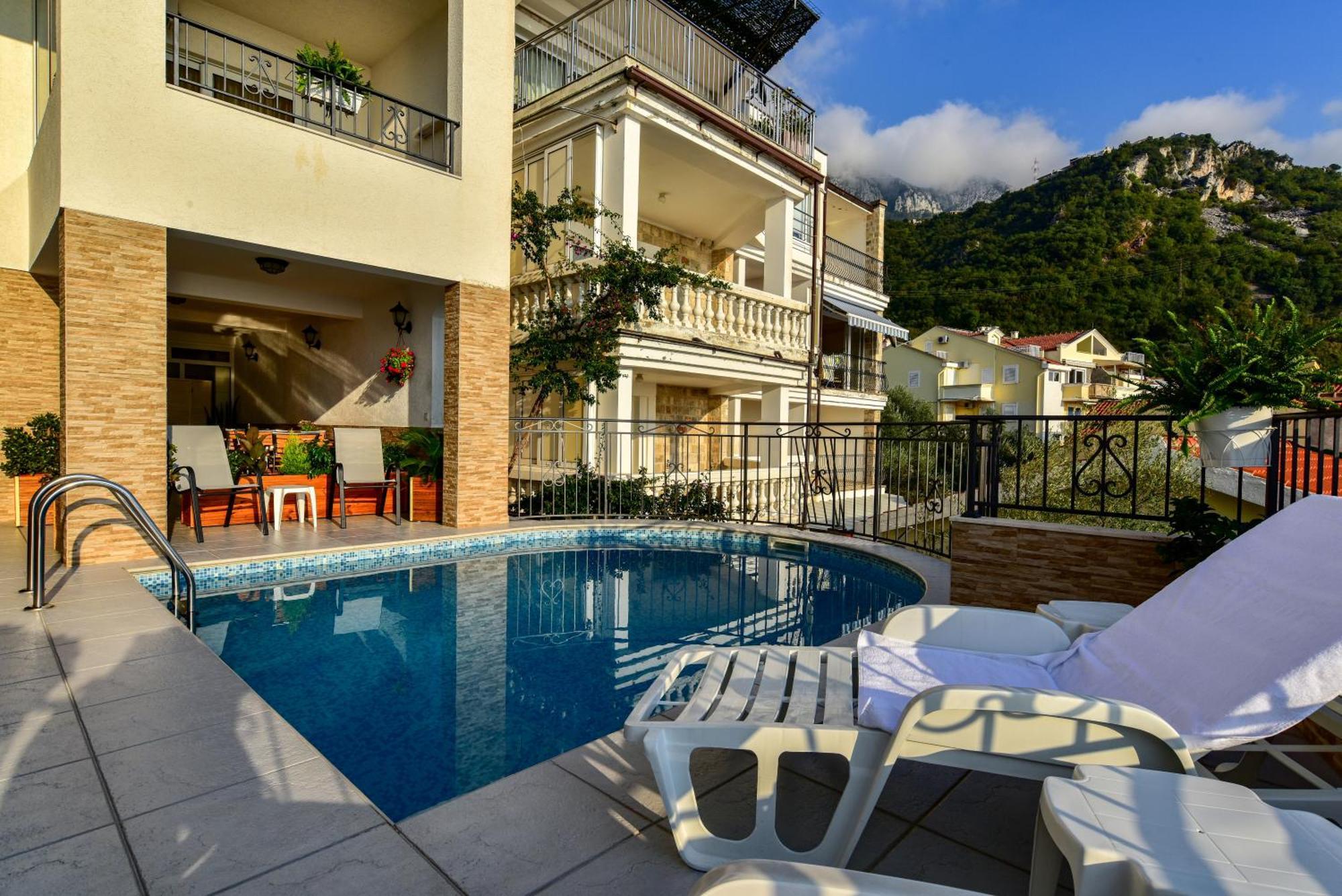 Apartments Leut Светі-Стефан Номер фото