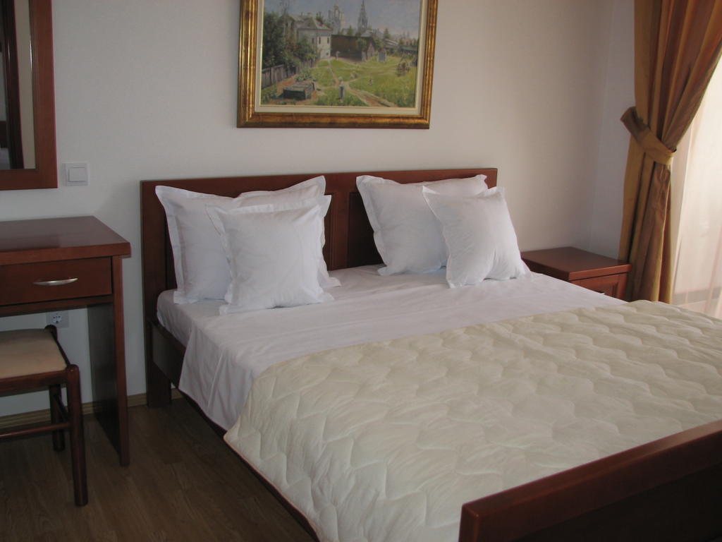 Apartments Leut Светі-Стефан Номер фото